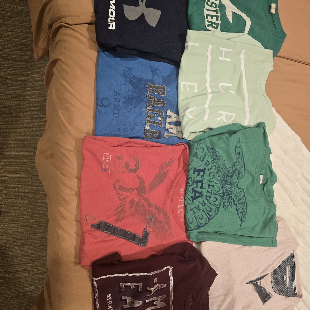 American Eagle Outfitters Graphic Tees - Red, Blue, Green Size Adult Small